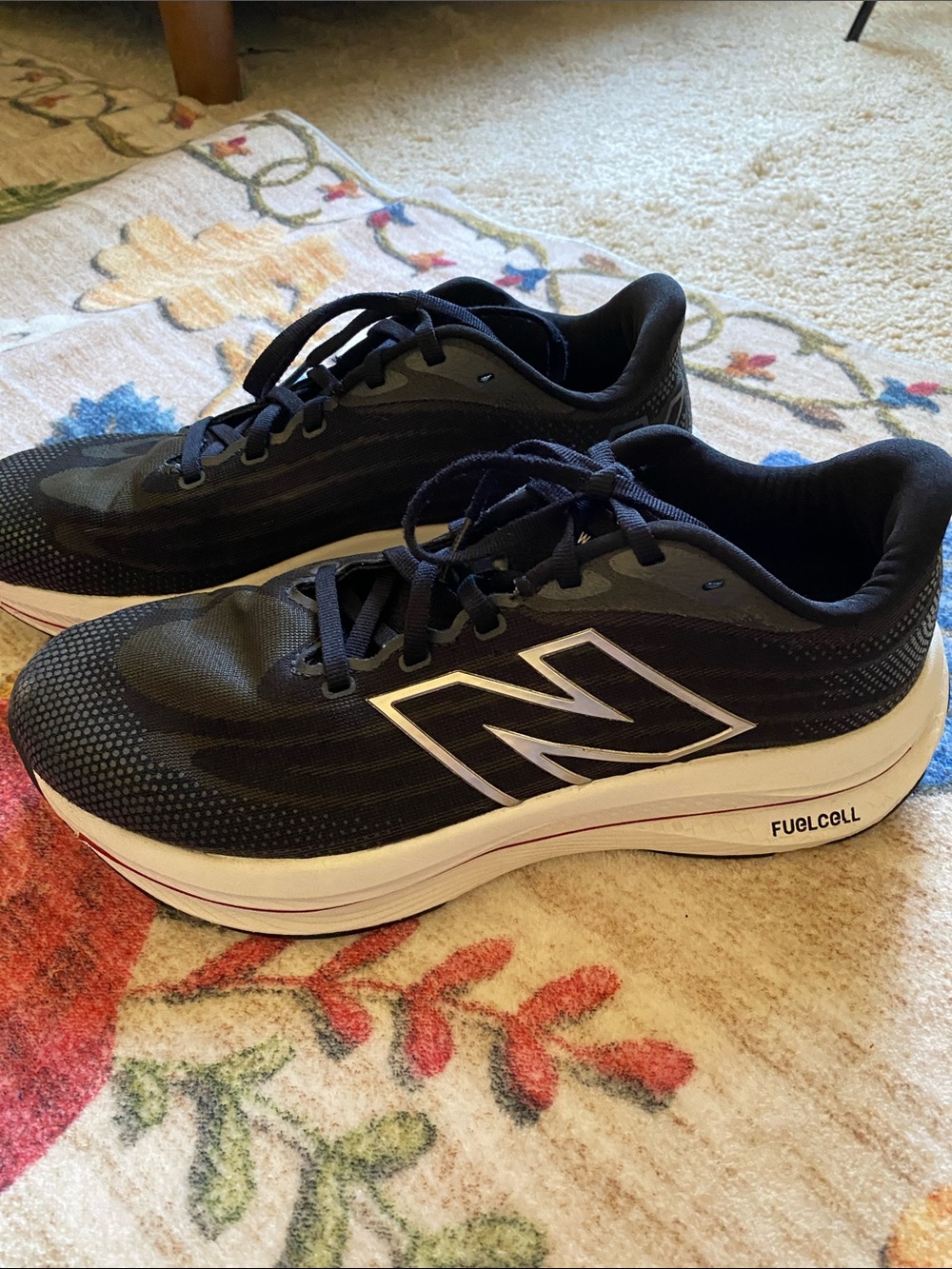 New Balance Mens Black and White FuelCell Running Sneakers